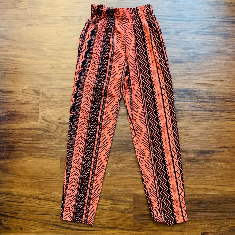 Breezy Pink and Black Patterned Flowy Pants Small